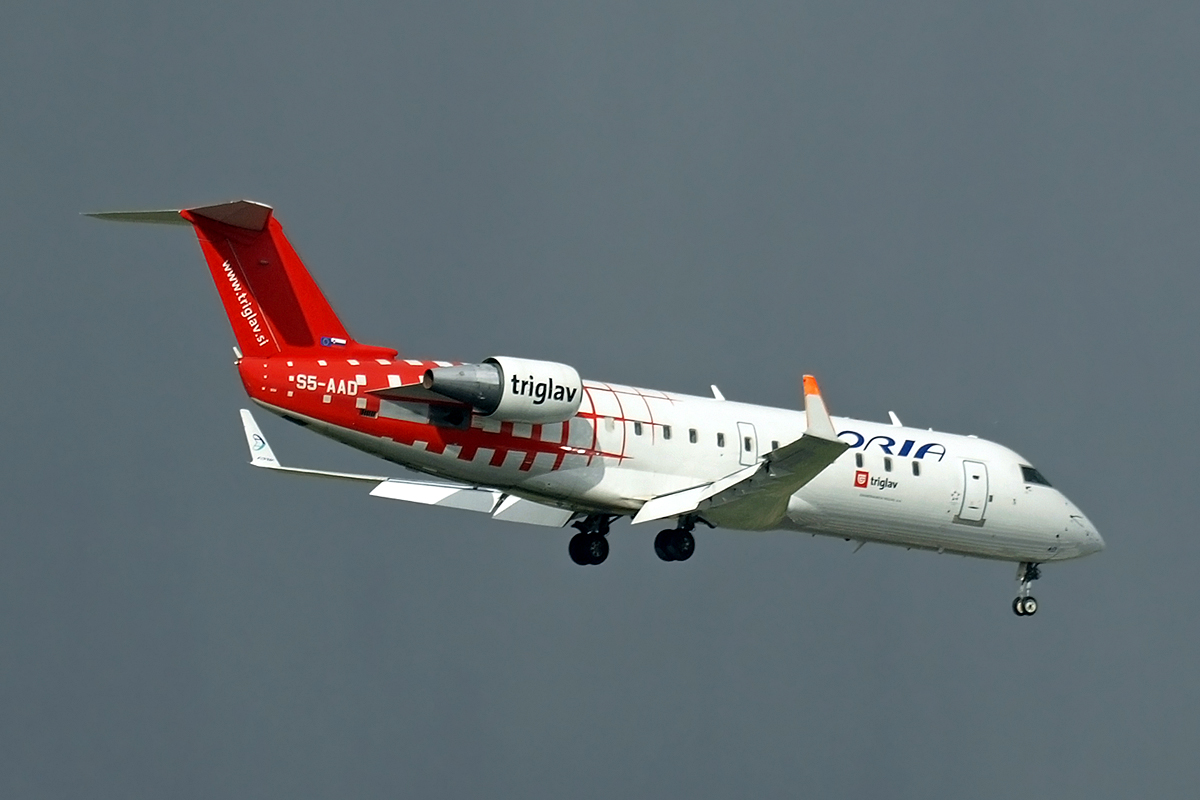 CRJ-200LR Adria Airways S5-AAD Amsterdam_Schiphol (AMS/EHAM) March_25_2008