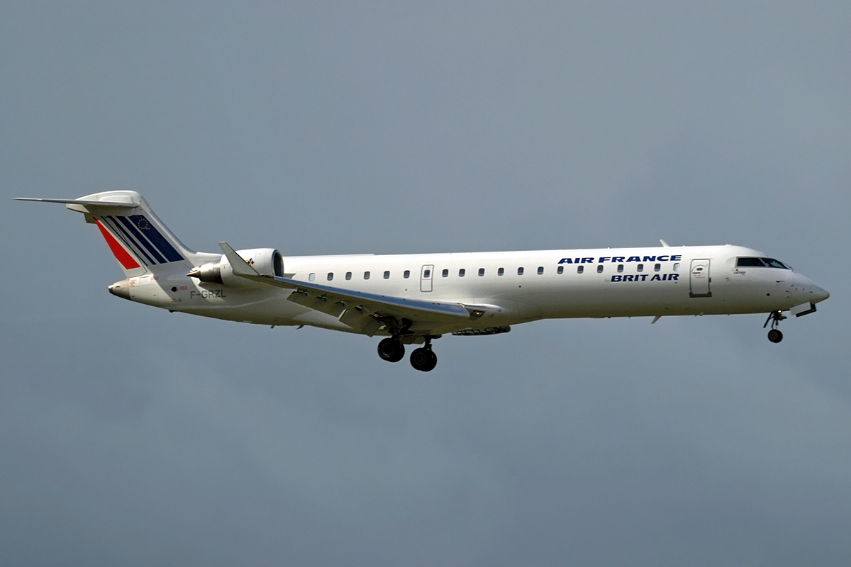 CRJ-702 Air France (Brit Air) F-GRZL Amsterdam_Schiphol (AMS/EHAM) March_25_2008