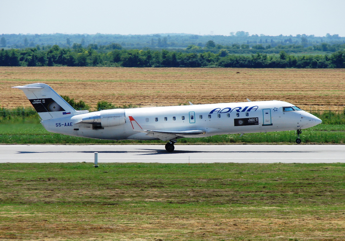 CRJ-200LR Adria Airways S5-AAE Osijek_Klisa (OSI/LDOS) July_14_2010