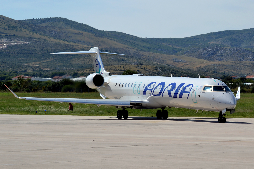 CRJ-900NG Adria Airways S5-AAO Split_Resnik (SPU/LDSP) August_6_2011