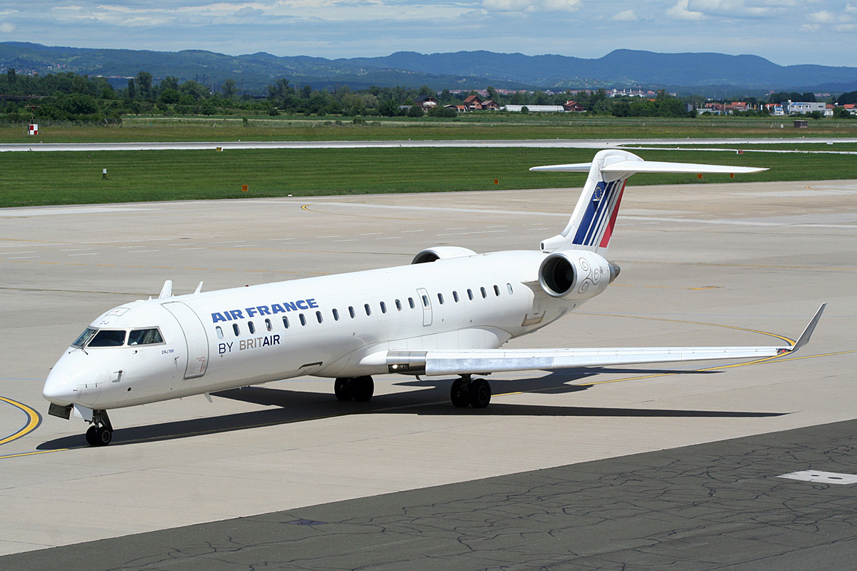 CRJ-702 Air France (Brit Air) F-GRZJ Zagreb_Pleso (ZAG/LDZA) June_13_2012