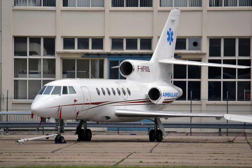 Dassault Falcon 50 Untitled F-HFMB Paris_Le_Bourget (LBG/LFPB) June_25_2011