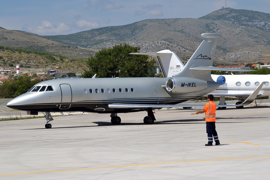 Dassault Falcon 2000LX Private M-IKEL Split_Resnik (SPU/LDSP) August_6_2011