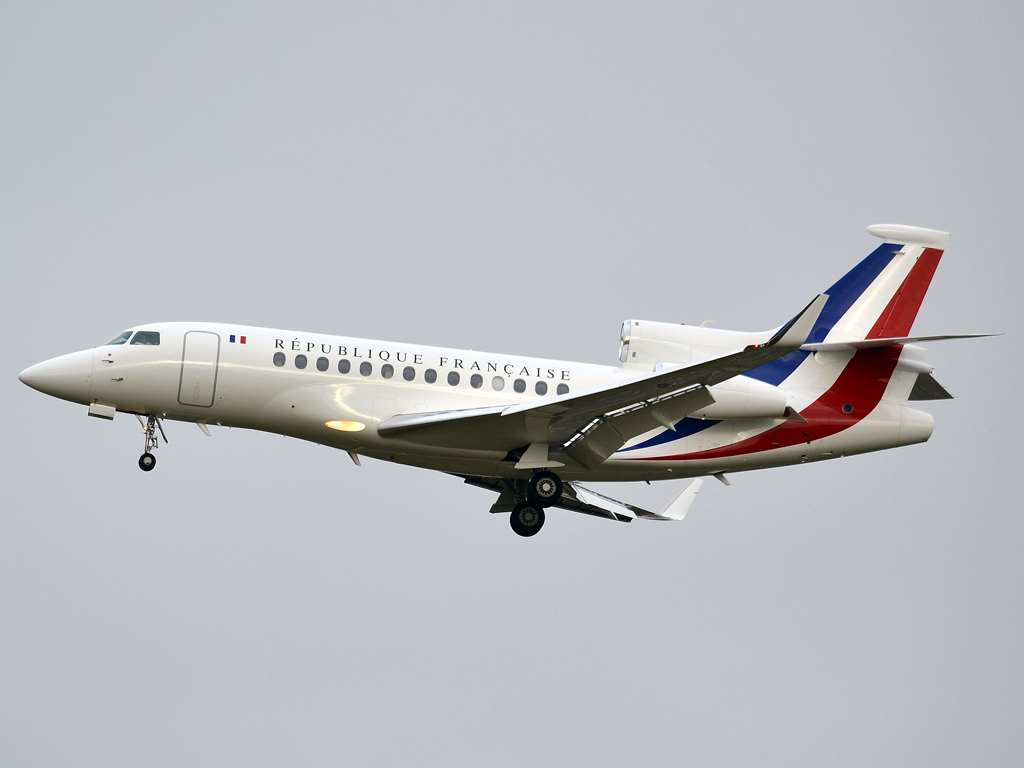 Dassault Falcon 7X France Air Force F-RAFA Prague_Ruzyne (PRG/LKPR) December_23_2011