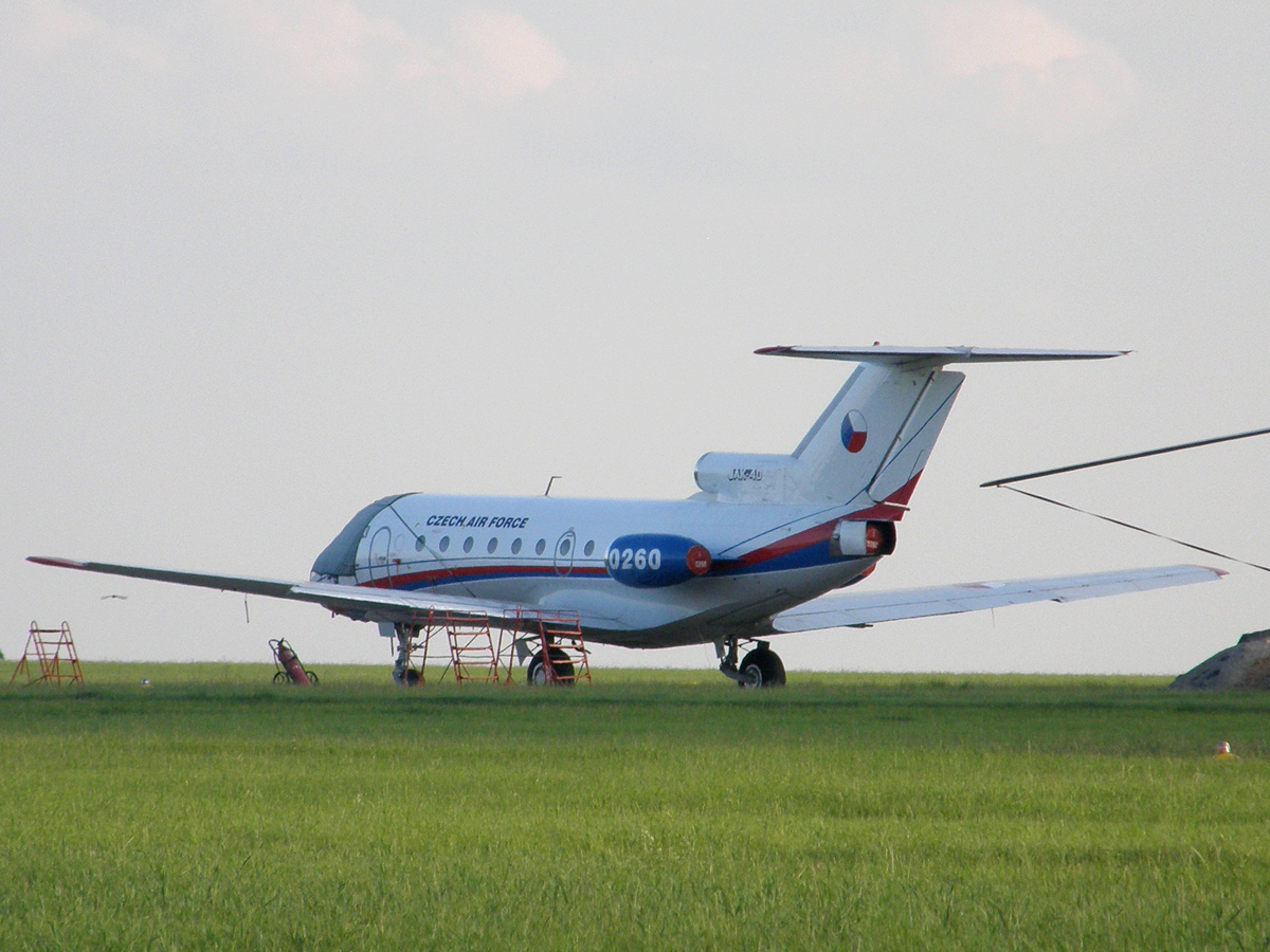 Yakovlev Yak-40 Czech Air Force 0260 Prague_Kbely (LKKB) June_20_2009