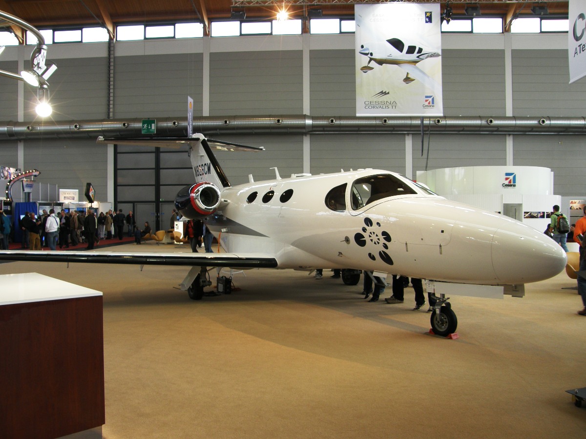 Cessna 510 Citation Mustang Untitled N826CM Friedrichshafen (FDH/EDNY) April_04_2009