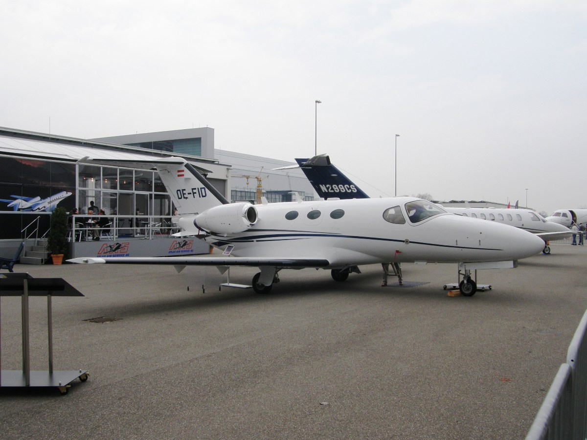 Cessna 510 Citation Mustang Untitled OE-FID Friedrichshafen (FDH/EDNY) April_04_2009