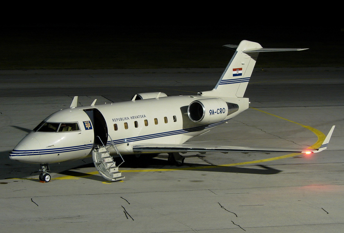 Canadair CL-600-2B16 Challenger 604 Croatia Government 9A-CRO Osijek_Klisa (OSI/LDOS) October_06_2011