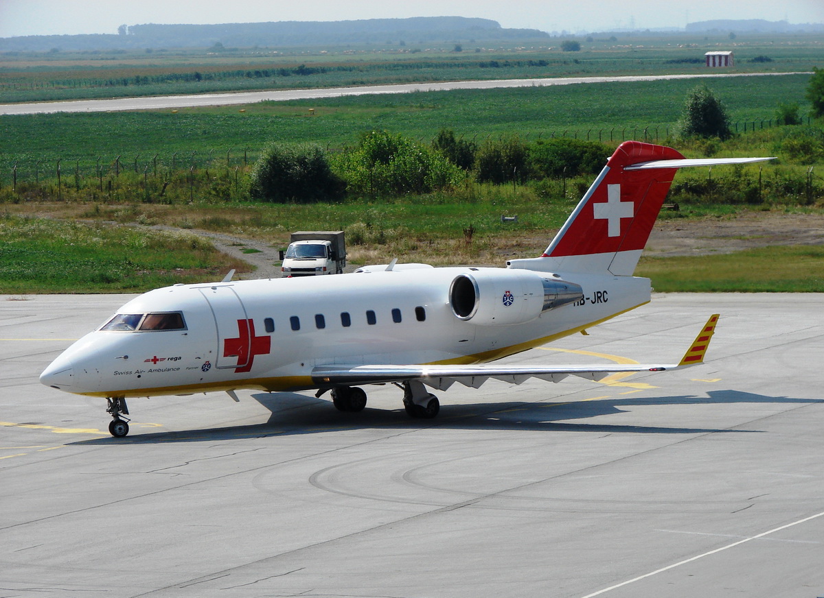 Canadair CL-600-2B16 Challenger 604 REGA Swiss Air Ambulance HB-JRC Osijek_Klisa (OSI/LDOS) July_16_2010