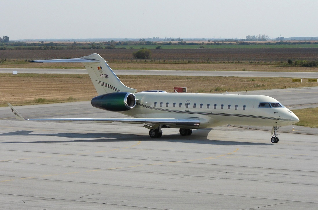 Bombardier Global 5000 Tiriac Air YR-TIK Osijek_Klisa (OSI/LDOS) September_18_2012