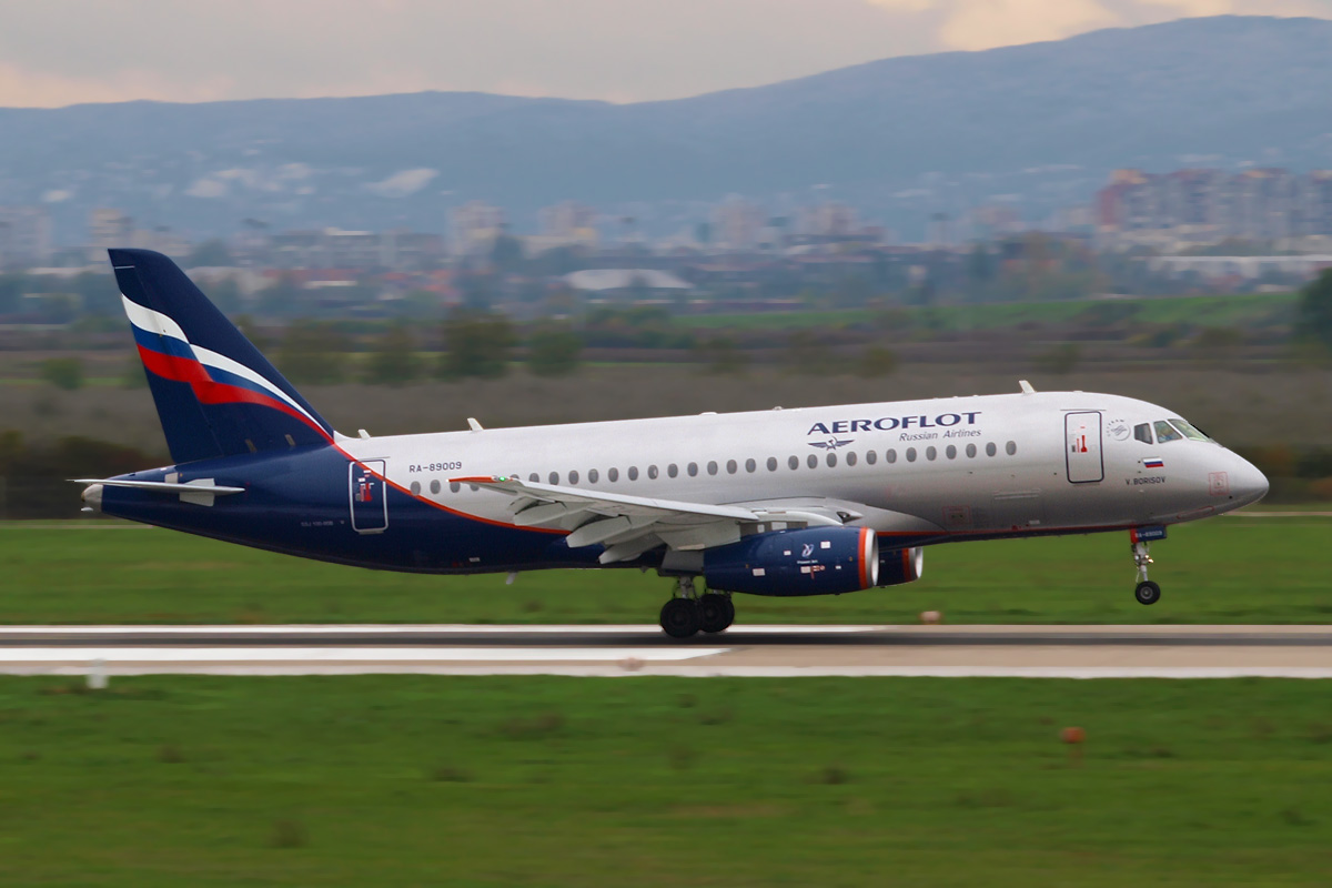 Sukhoi Superjet SSJ-100-95B AEROFLOT Russian Airlines RA-89009 Zagreb_Pleso (ZAG/LDZA) October_29_2012