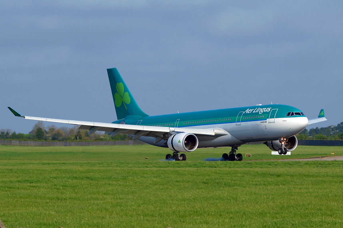 A330-202 Aer Lingus EI-DUO Dublin_Collinstown April_18_2009