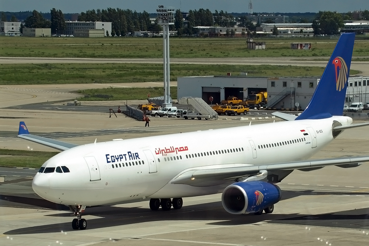 A330-243 Egypt Air SU-GCG Paris_Orly June_25_2007