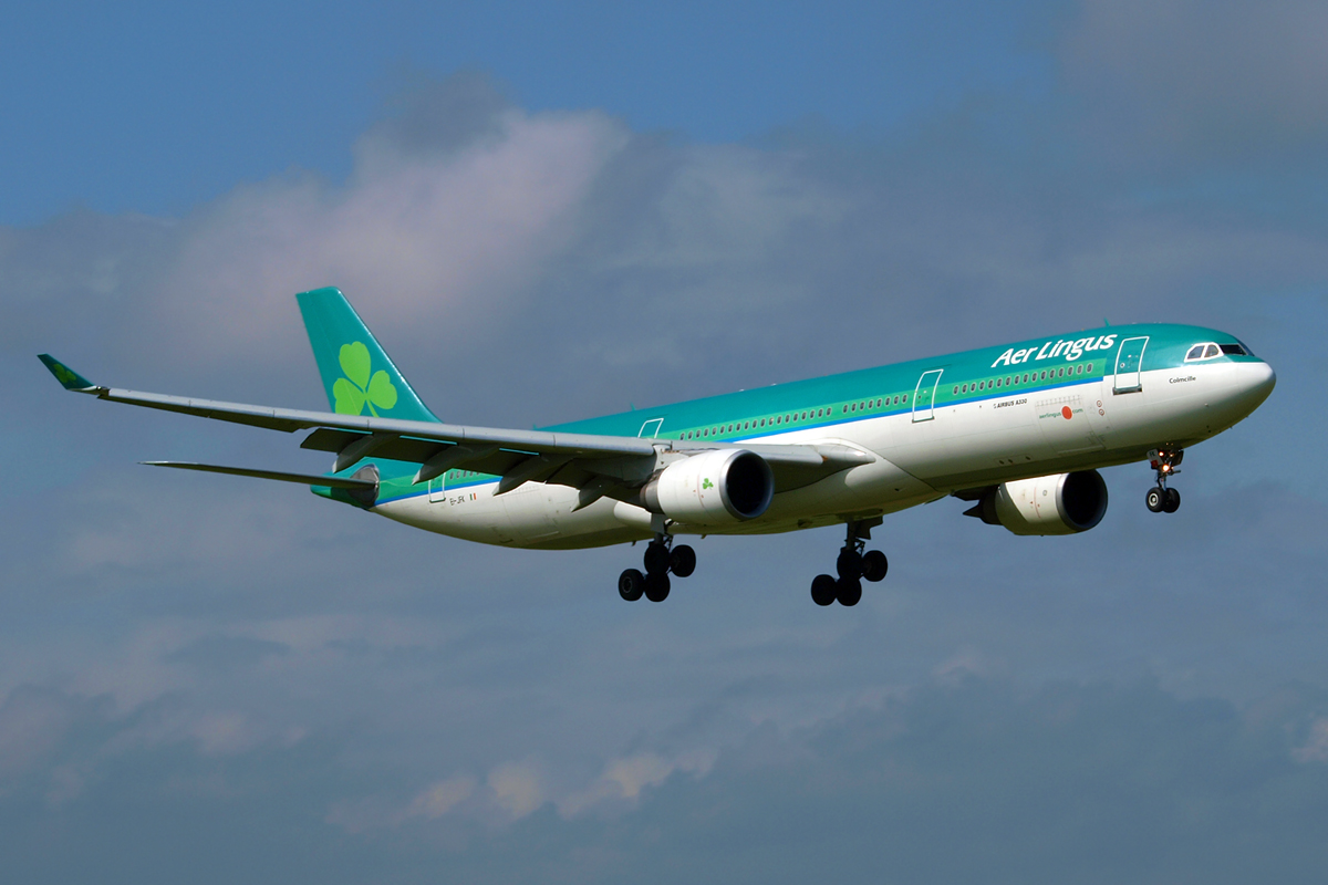 A330-301 Aer Lingus EI-JFK Dublin_Collinstown April_14_2009