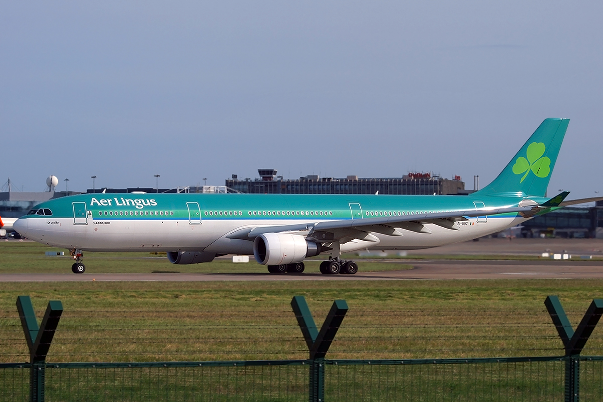 A330-302 Aer Lingus EI-DUZ Dublin_Collinstown April_5_2009