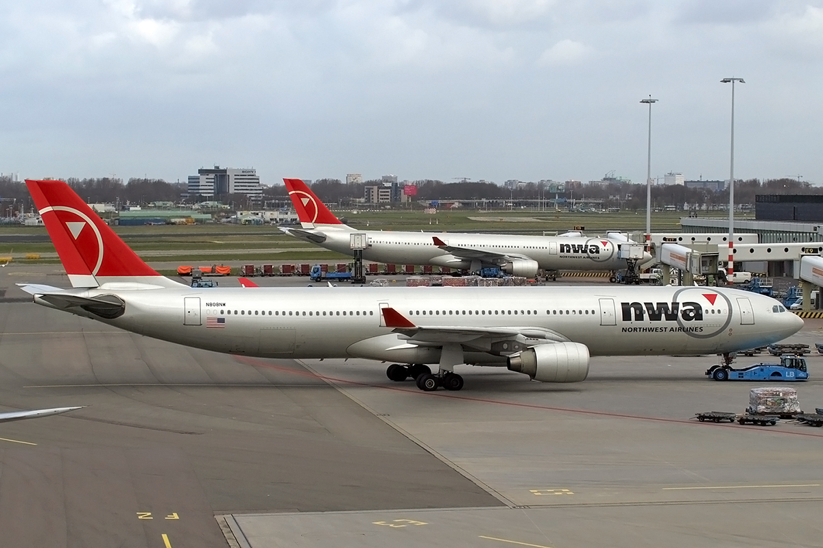 A330-323X NWA Northwest Airlines N808NW Amsterdam_Schiphol March_17_2008