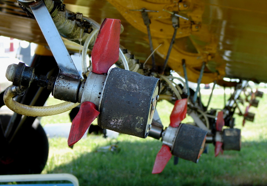 Antonov An-2 Air-Tractor 9A-DIZ Osijek-Klisa (OSI/LDOS) June_22_2011