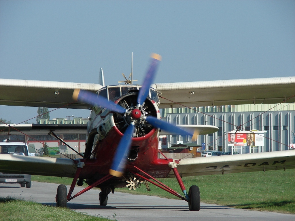 Antonov An-2R Air-Tractor 9A-DAM Osijek_Cepin (LDOC) April_14_2007