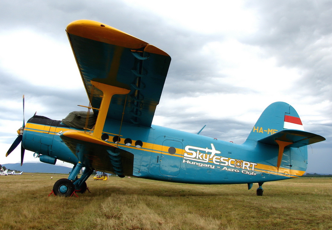 Antonov An-2R Sky Escort Hungary HA-MEA Pecs_Pogany (PEV/LHPP) July_23_2011