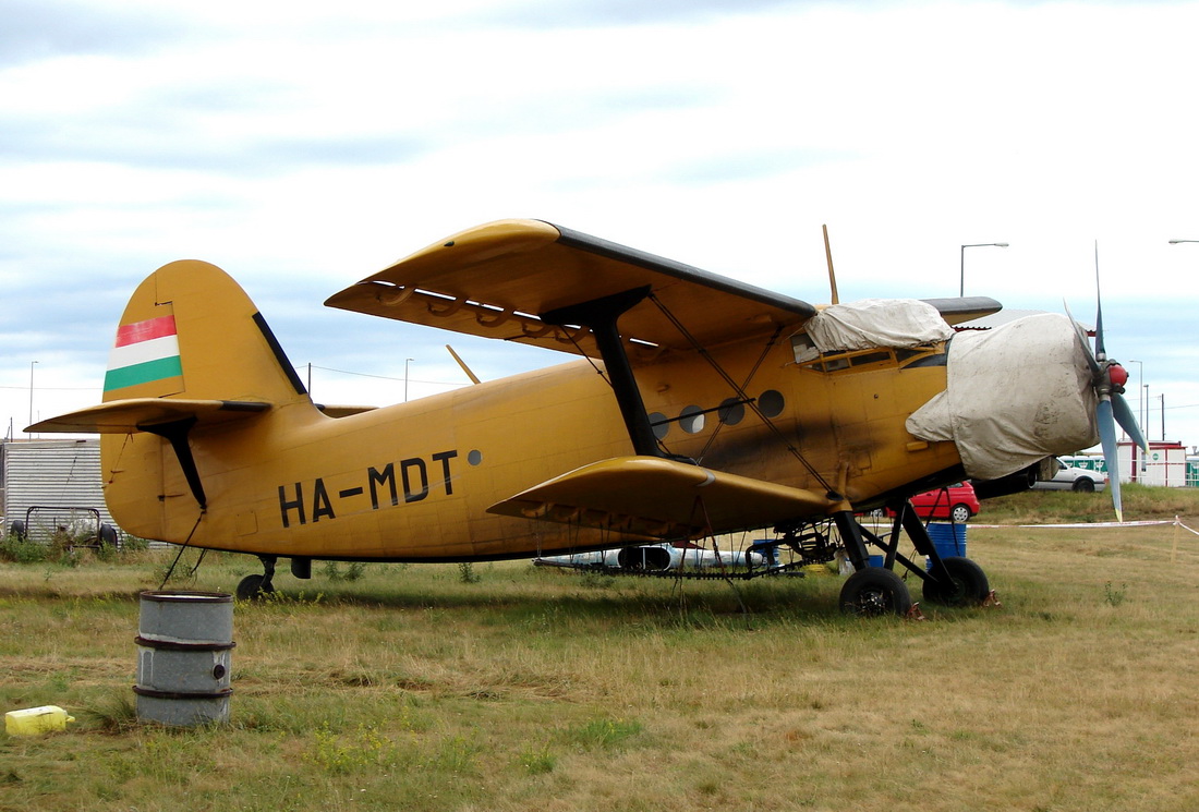 Antonov An-2R Private HA-MDT Pecs_Pogany (PEV/LHPP) July_23_2011