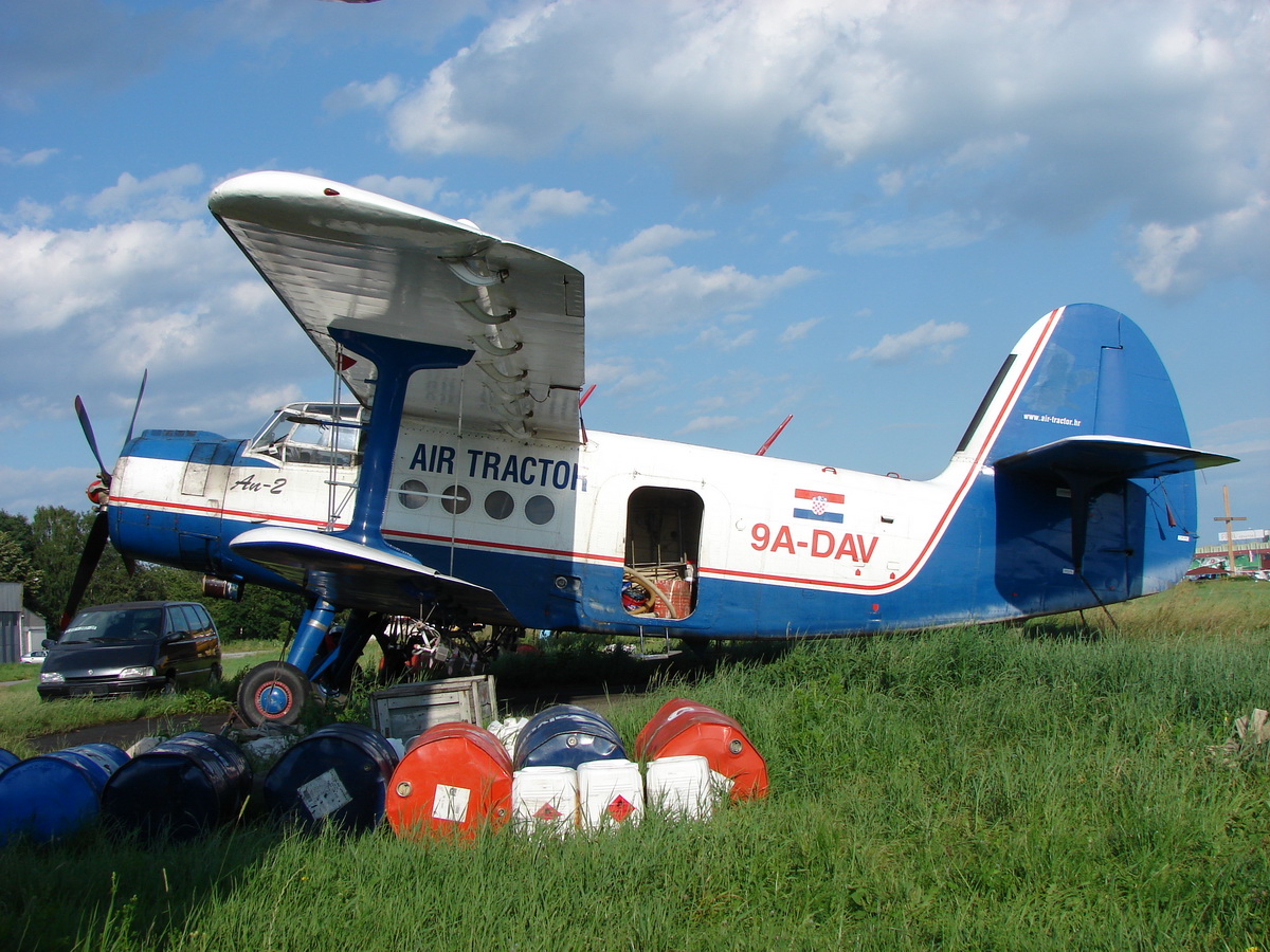 Antonov An-2, 9A-DAV, Air-Tractor, Osijek-Cepin (LDOC) June_25_2010.