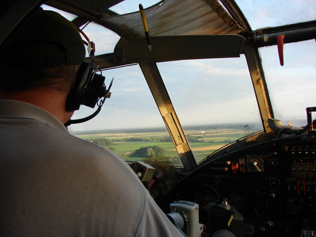 Antonov An-2, 9A-DAV, Air-Tractor, In Flight, July_08_2010.