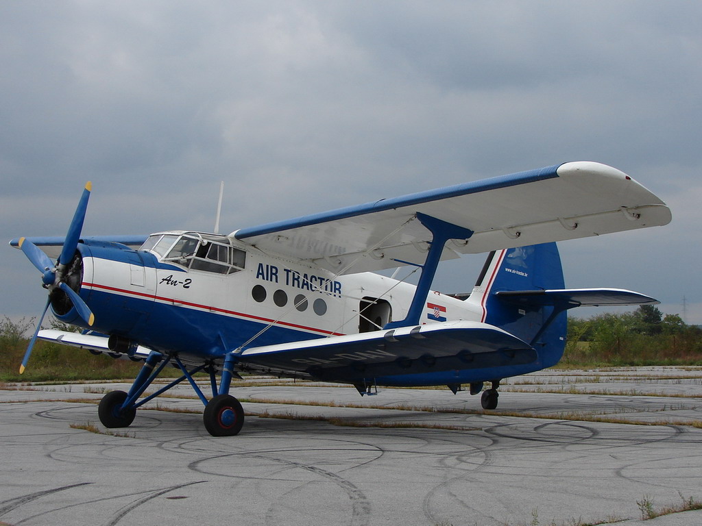 Antonov An-2, 9A-DAV, Air-Tractor, Osijek-Čepin (OSI/LDOC) 2007.