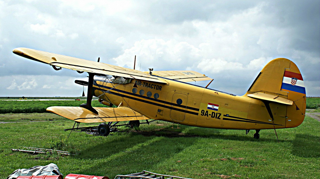 Antonov An-2 9A-DIZ Air-Tractor Osijek Klisa (LDOS) July_23_2014.