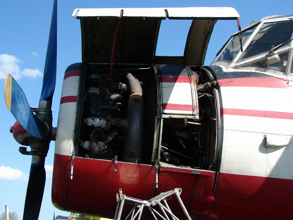 Antonov An-2R Air-Tractor 9A-DAM Osijek_Cepin (LDOC) April_20_2008