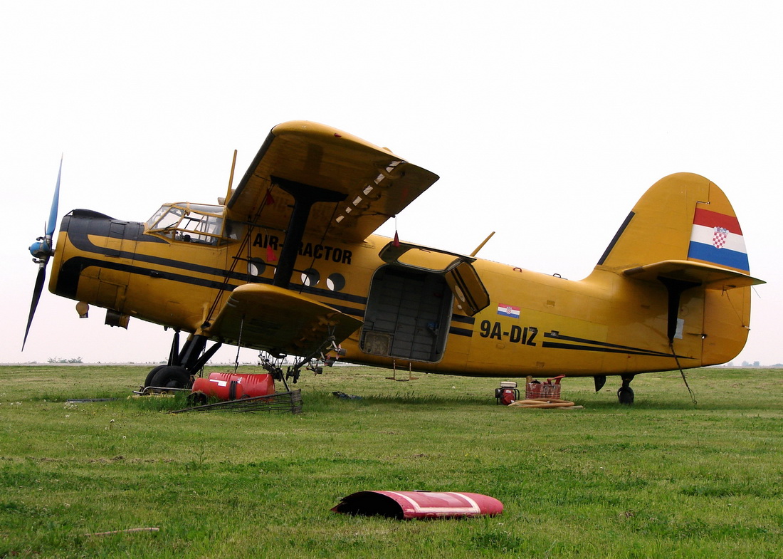 Antonov An-2 Air-Tractor 9A-DIZ Osijek-Klisa (LDOS) May_03_2011