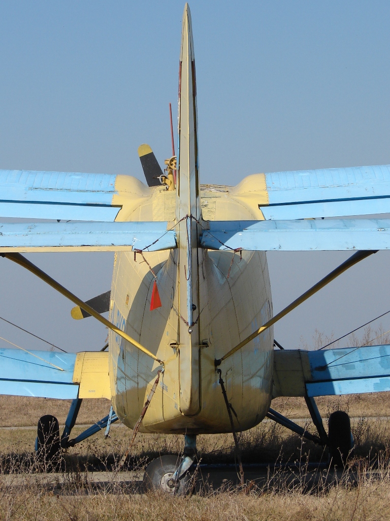 Antonov An-2, 9A-BKC, Sparrow, Osijek-Čepin (OSI/LDOC) 2009.