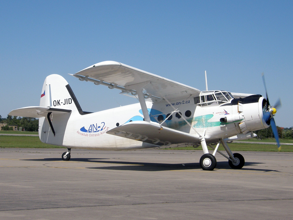 Antonov An-2R Aeroklub Ostrava OK-JID Hradec_Kralove (LKHK) June_13_2009