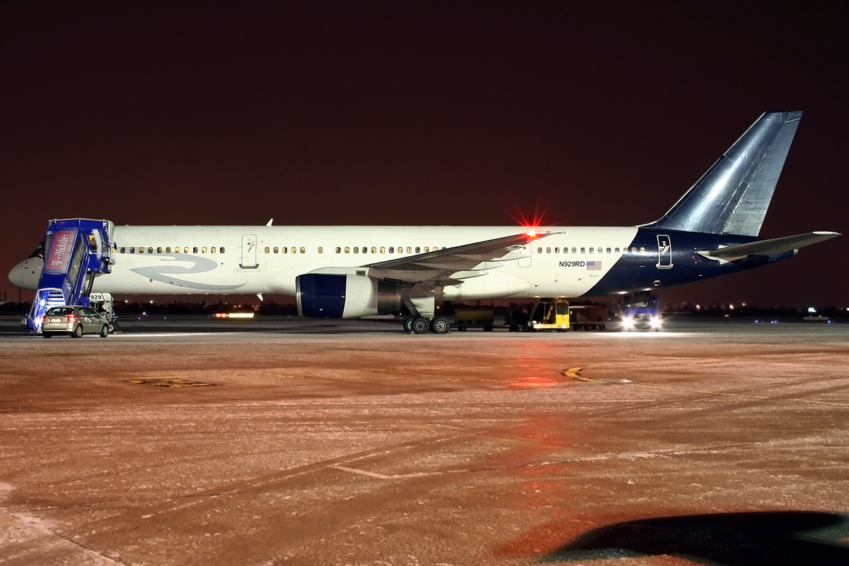 B757-2G5 Ryan International Airlines N929RD Zagreb_Pleso February_17_2009