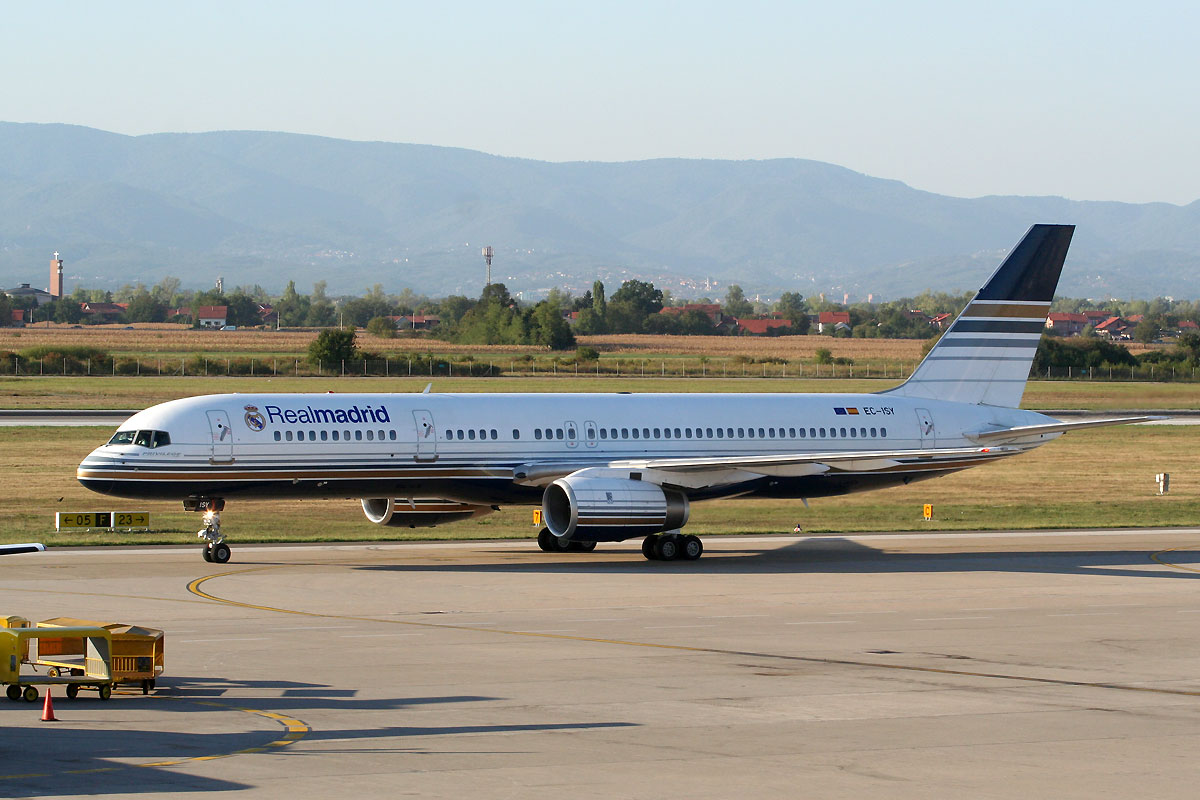 B757-256 Privilege Style EC-ISY Zagreb_Pleso (ZAG/LDZA) September_13_2011