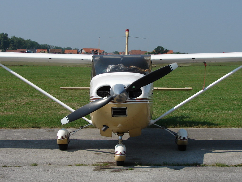 Cessna 182, NI82TL, LDOC, 03.08.2008.