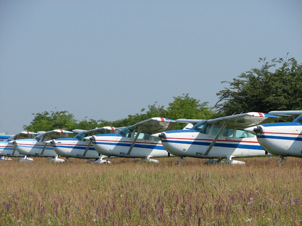 Cessna 172 Skyhawk, YU-DIS, JAT Privredna Avijacija, Novi Sad-Cenej (LYNS) 2007.