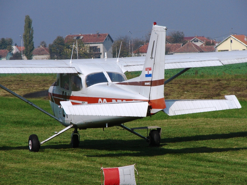 Cessna 172, 9A-DEG, Aeroklub Osijek, Memorijal vukovarskih zrakoplovaca 2008., Borovo (LDOB)