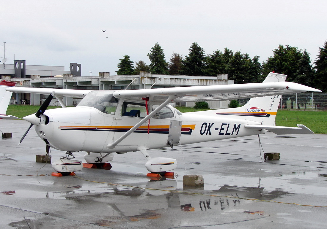 Reims Cessna FR172J Reims Rocket Elmontex Air OK-ELM Osijek_Klisa (LDOS) May_14_2012.