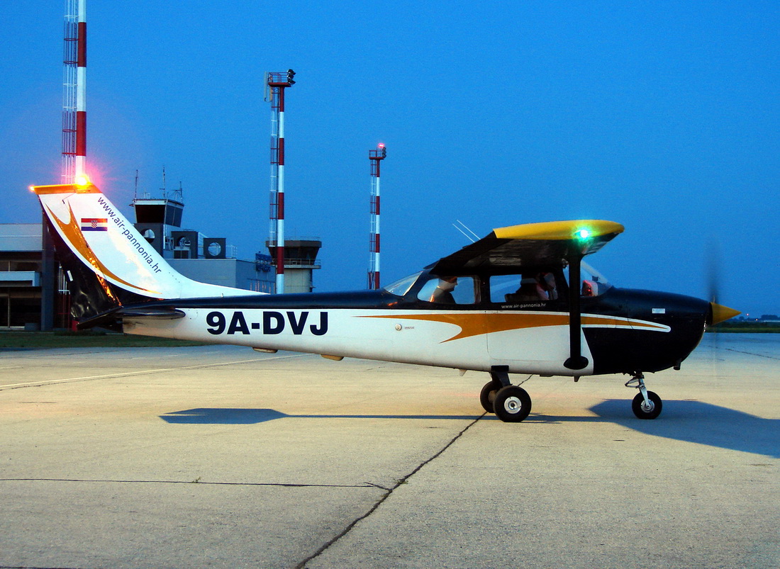 Cessna 172K Pannonia Pilot School 9A-DVJ Osijek-Klisa (LDOS) May_20_2012.