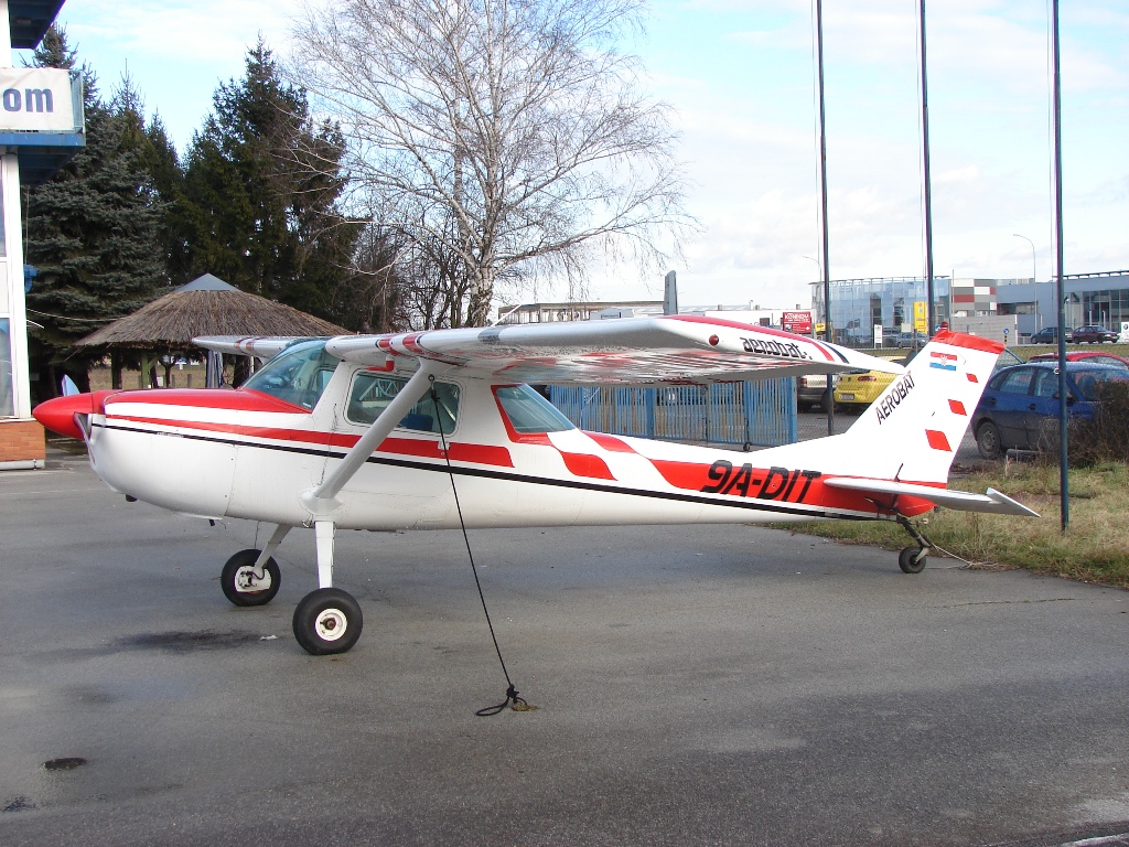 Cessna A150K Aerobat Private 9A-DIT Osijek_Cepin (LDOC) January_24_2009