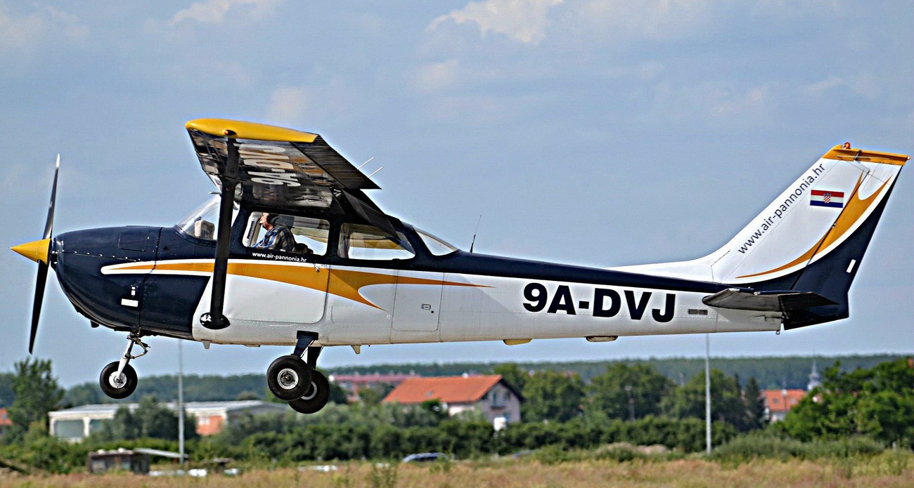 Cessna 172 9A-DVJ Air Pannonia Osijek Cepin (LDOC) June_21_2014.