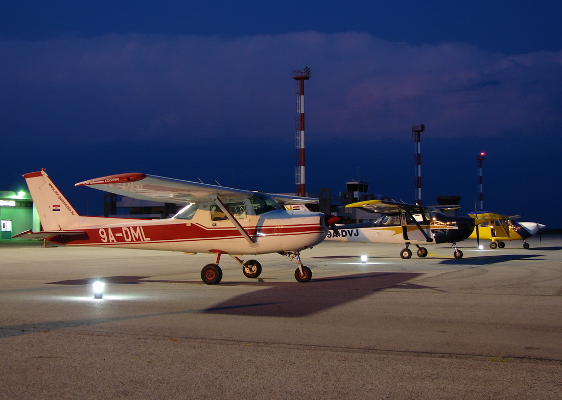 Cessna 150M Pannonia Pilot School 9A-DML Osijek-Klisa (OSI/LDOS) July_15_2011