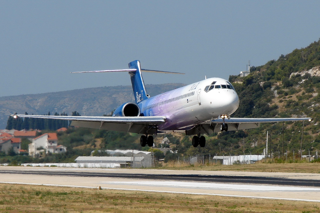 B717-200 Blue1 OH-BLQ Split_Kastela (SPU/LDSP) August_04_2012