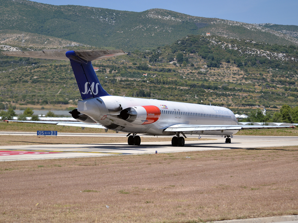 MD-82 (DC-9-82) SAS Scandinavian Airlines OY-KGT Split_Resnik (SPU/LDSP) August_03_2012