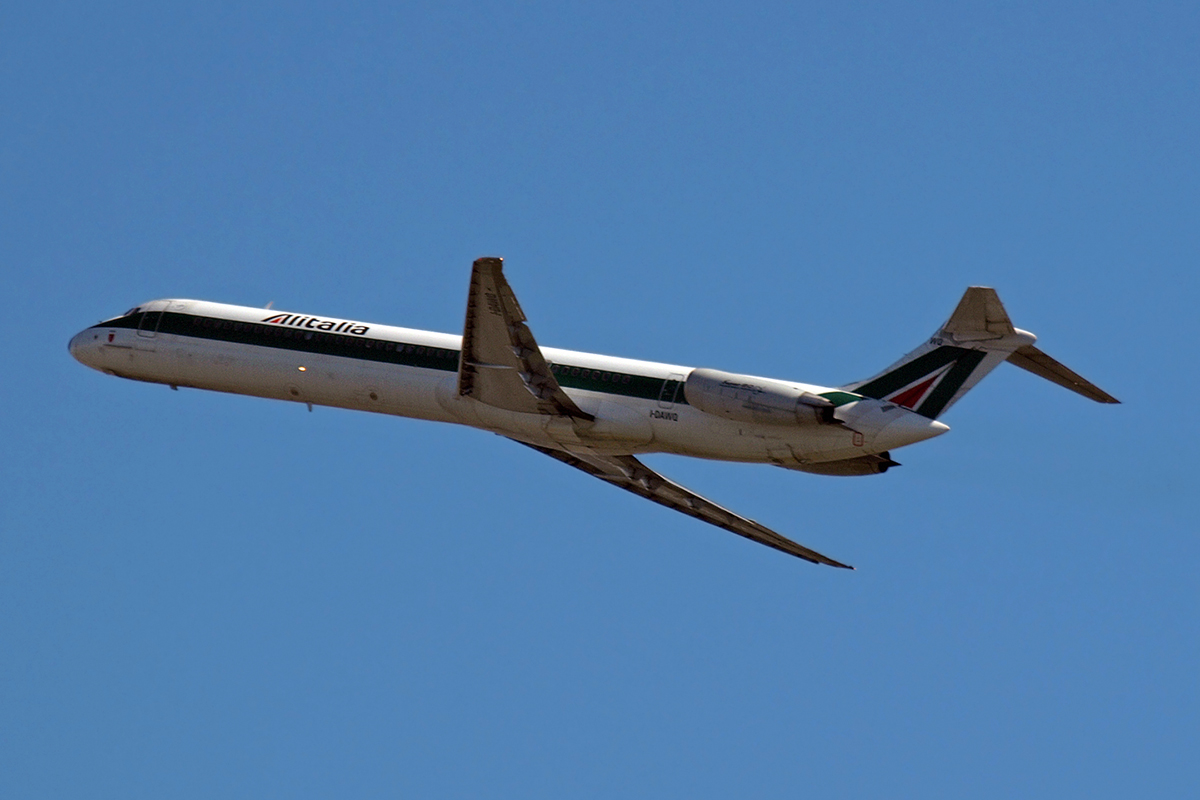 MD-82 (DC-9-82) Alitalia I-DAWQ Amsterdam_Schiphol March_19_2008