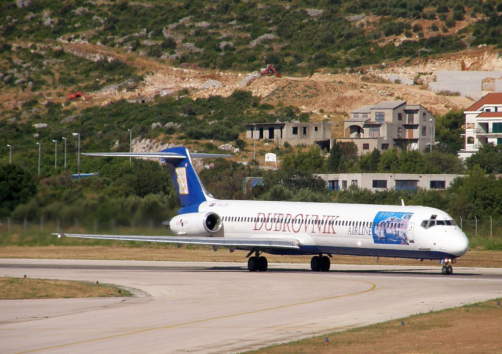 MD-82 (DC-9-82) Dubrovnik Airline 9A-CDC Split_Resnik August_7_2010