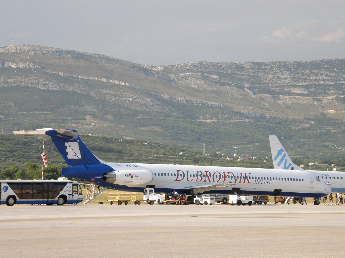MD-83 (DC-9-83) Dubrovnik Airline 9A-CDA Split_Resnik August_08_2009