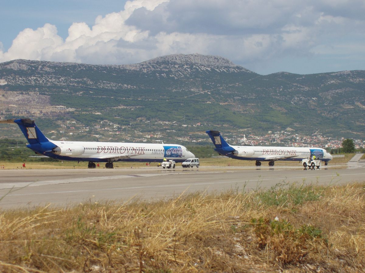 MD-82 (DC-9-82) Dubrovnik Airline 9A-CDC Split_Resnik August_9_2008