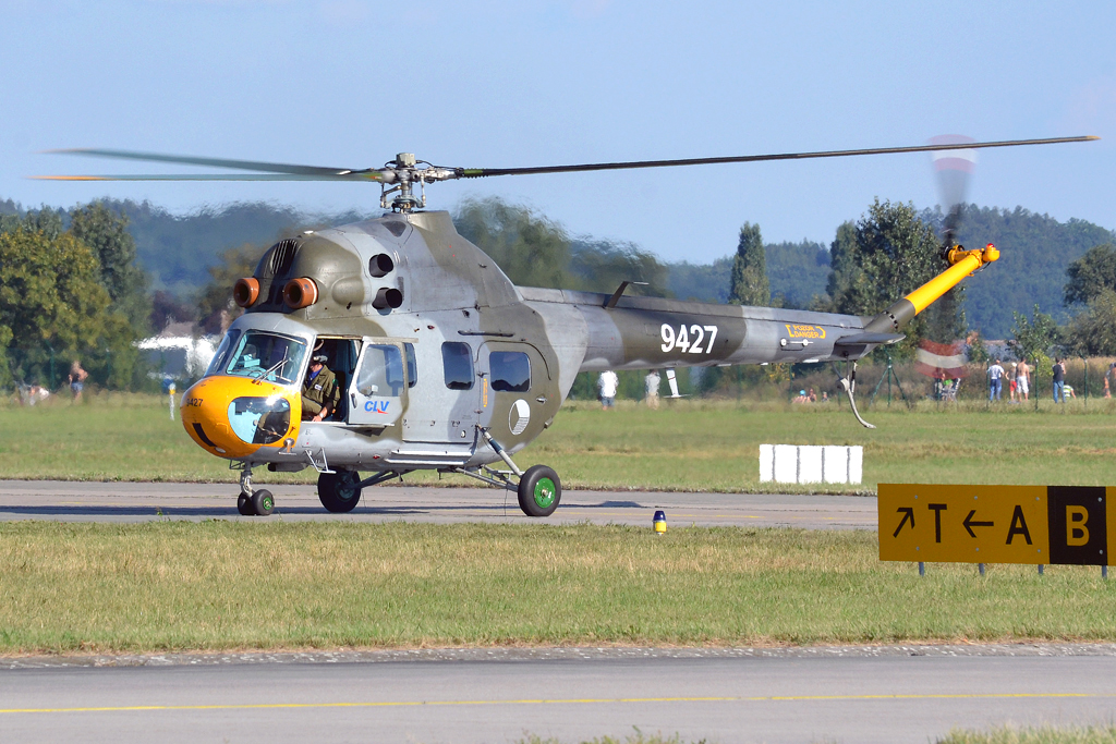 PZL-Swidnik Mi-2 Czech Air Force 9427 Hradec_Kralove (LKHK) September_03_2011