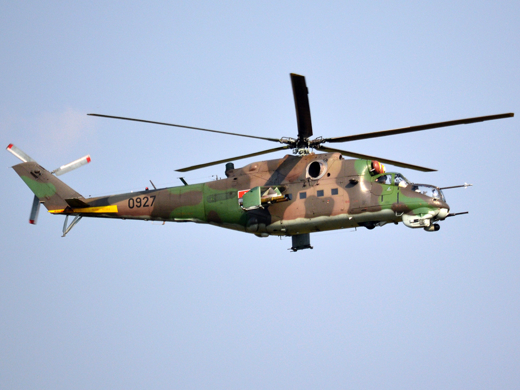 Mil Mi-24V Slovakia Air Force 0927 Sliac (SLD/LZSL) August_27_2011